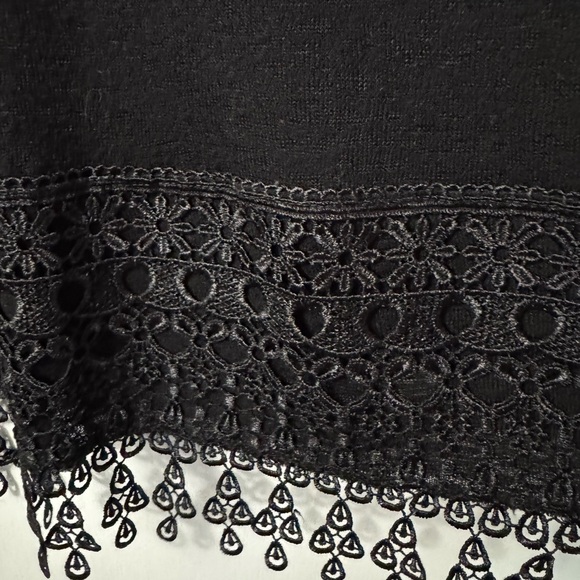 Francesca’s Miami Black Cold Shoulder Crochet Trim Top - Picture 3 of 7